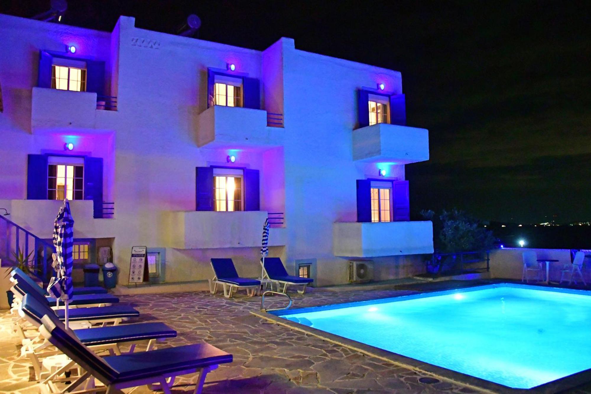 Blue Dolphin Studios And Apartment Vagia  Buitenkant foto