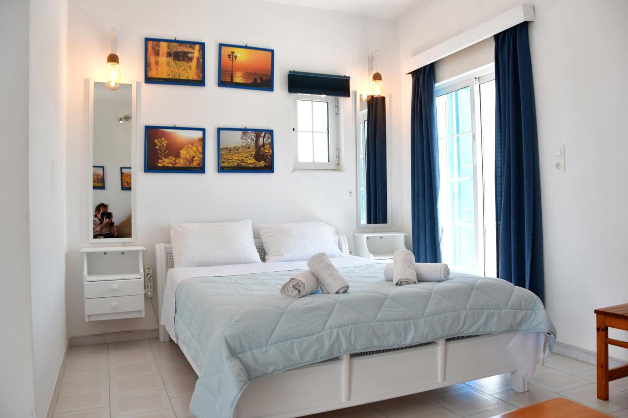 Blue Dolphin Studios And Apartment Vagia  Buitenkant foto